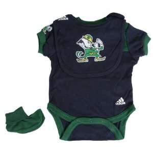  Notre Dame Fighting Irish Adidas Baby Bib and Bootie Set 