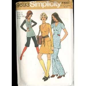  Vintage 1971 Simplicity Pattern 9593   Misses Mini Dress 