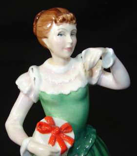 Superb Royal Doulton Merry Christmas Figurine HN 3096  