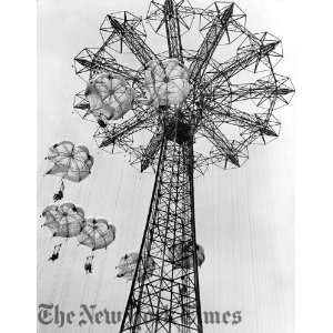  Parachute Jump, Coney Island   circa 1946