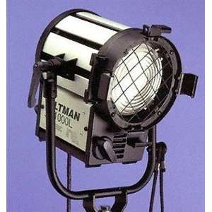  Altman Stage 1000L SM Location Fresnel