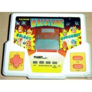  Tiger Electronic Wrestling LCD Handheld Game Toys & Games