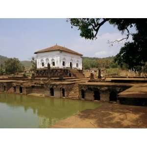  Safa Shahouri Mosque, Built in 1560, Near Pronda, Goa 