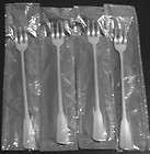 Oneida Colonial Artistry 4 Stainless Cocktail Forks NEW