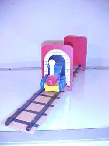 WOOD TOY TRAINS & TRACK BOOKENDS SET CHILDS ROOM DECOR  
