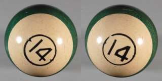   /Vintage Excellent Condition Brunswick Dart Ball Set with Box (Set F