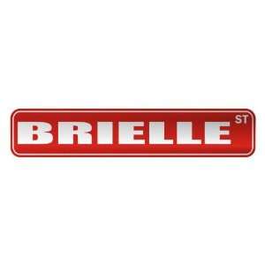   BRIELLE ST  STREET SIGN NAME