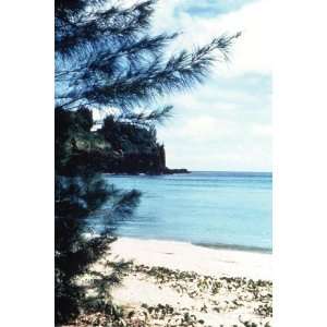  Exclusive By Buyenlarge Kalihiwai Bay 20x30 poster