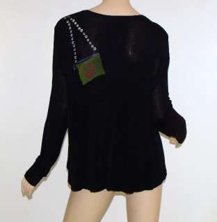 STALEY GRETZINGER BREAD Painted & Applique Black Stretch Knit Button 
