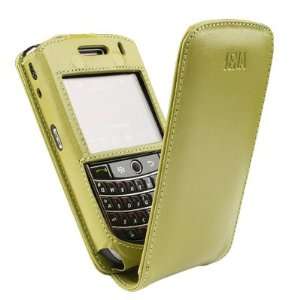  Sena 213510 Green MagnetFlipper Case for BlackBerry Tour 