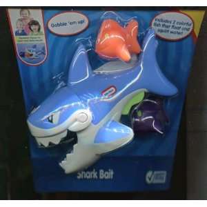  Shark Bait * Shark & 2 Fish * Water Toys * Float & Squirt 