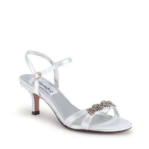  Dyeables Chic bridal shoes 