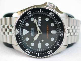SEIKO MENS AUTOMATIC DIVERS JUBILEE WATCH 200M SKX007  