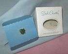   MENS JEWELRY MANS TIE TAC Mint in Box SARAH COVENTRY GLASS GREEN STONE