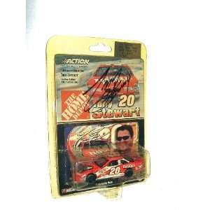  Autographed Action Tony Stewart #20  2001 164 
