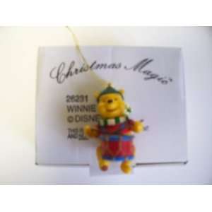  Christmas Magic Disney Winnie the Pooh ornament Groiler 