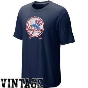 New York Yankees CP Dugout Logo Tee 2011 (Extra Large)  