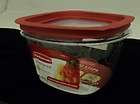 RUBBERMAID 7 CUP STAIN RESISTANT PREMIER EASY FIND LID CONTAINER 