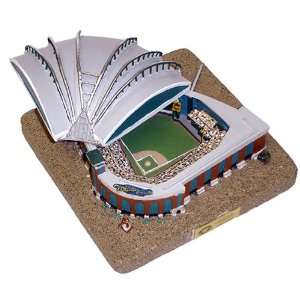  Miller Park Stadium Replica (Milwaukee Brewers)   Limited 