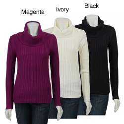 Western Connection Womens Long sleeve Cable Knit Sweater   
