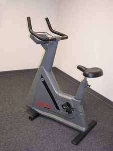 Life Fitness Lifecycle 9500 HR Upright  