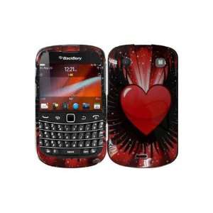  BlackBerry Bold 9900 Graphic Case   Wing Heart (Package 
