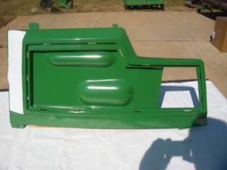 John Deere AM128982 for 425 445 455 Tractor Side Panel Shield Right 