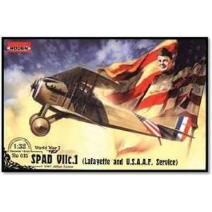   32 Spad VII C1 WWI BiPlane Fighter (Plastic Models) Toys & Games