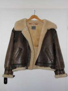 Avirex Sheepskin Jacket B3   Grösse 42 in Berlin   Friedrichshain 