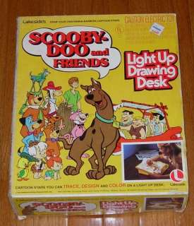SCOOBY DOO AND FRIENDS LIGHT UP DRAWING DESK 1979  
