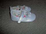 Carters Toddler Girls Ivory Soft Sole Dress Shoes Size 4  