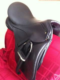 17.5 Schleese Jes Elite Dressage Leather Saddle Black Made in August 