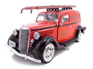1935 FORD CHICAGO FIRE DEPARTMENT 124 DIECAST MODEL  
