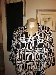 MAGGIE BARNES BLACK AND WHITE TWO PIECE CAPRI PANT SUIT SIZE 4X/5X OR 
