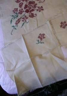 Vintage Cross Stitched Linen Tablecloth/6 Napkins  