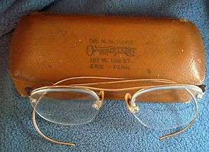 Antique gold rimmed eyeglasses in original case XLNT condition 