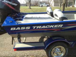 2007 Bass Tracker Pro Team TXW 175 boat with 50 HP Mercury & Trailer 