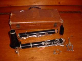 Vintage Selmer Bundy Resonite Clarinet w Case  
