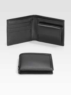 Bill compartment Three card slots Coin pocket with interlocking G 