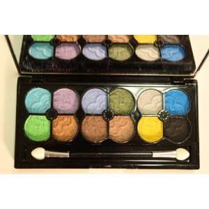MAC Hello Kitty   Set of 12 Colors Eyeshadow Palette Limited Edition 