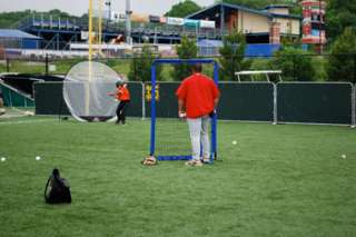 Pitching Machine   Softball or Baseball  