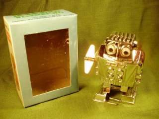 VINTAGE 1970S WIND UP TOY ROBOT IN BOX   HONG KONG   