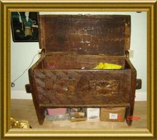 ANTIQUE JAPANESE SAMURAI 1700S LARGE WOOD TRUNK,CHEST  