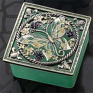  Green Butterfly with White Color Base Jewelry Box